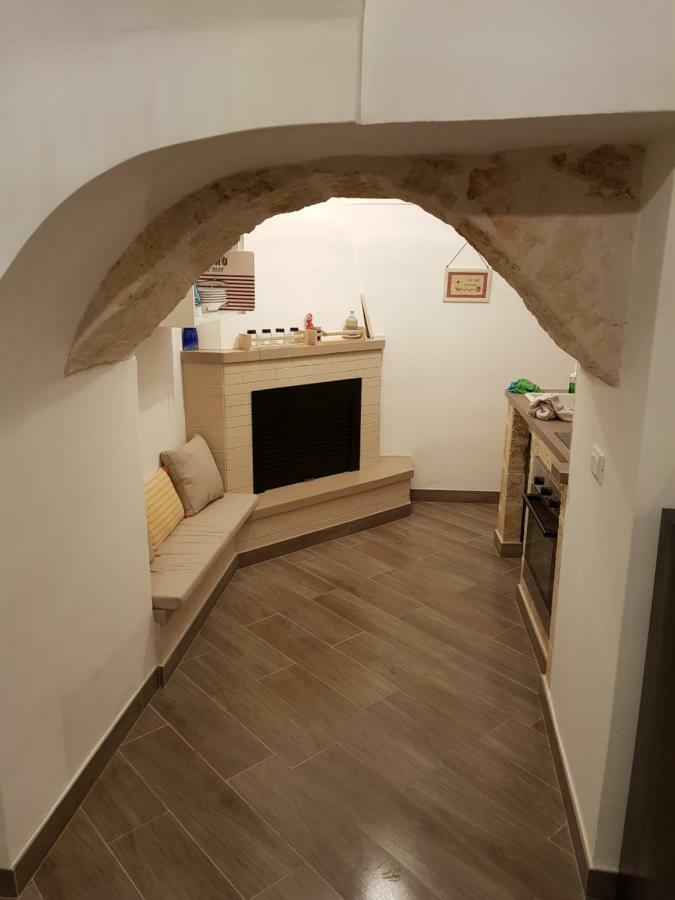 Casa Arco Della Chicca Monopoli Exterior foto